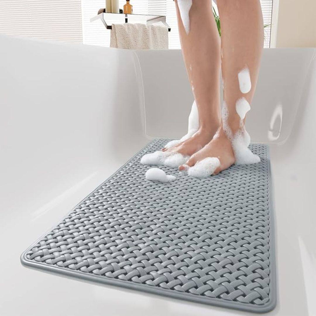 Non-Slip Bathtub Mat with Suction Cups and Drainage