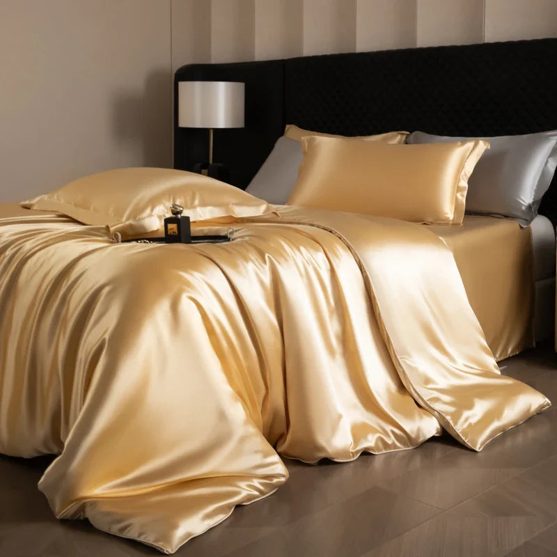 4 Piece Satin-Look Duvet Cover Bedding Set with Sheet