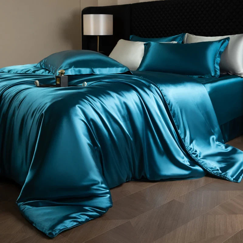 4 Piece Satin-Look Duvet Cover Bedding Set with Sheet