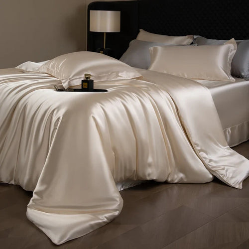 4 Piece Satin-Look Duvet Cover Bedding Set with Sheet