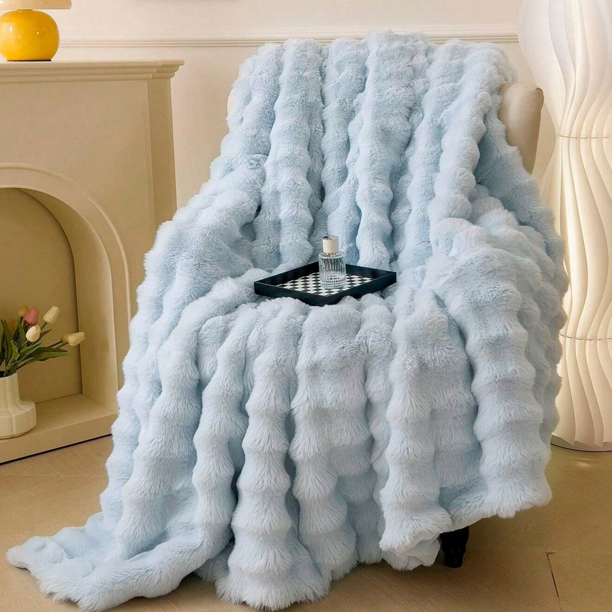 Soft Faux-Fur Throw Blanket for Sofa and Bed